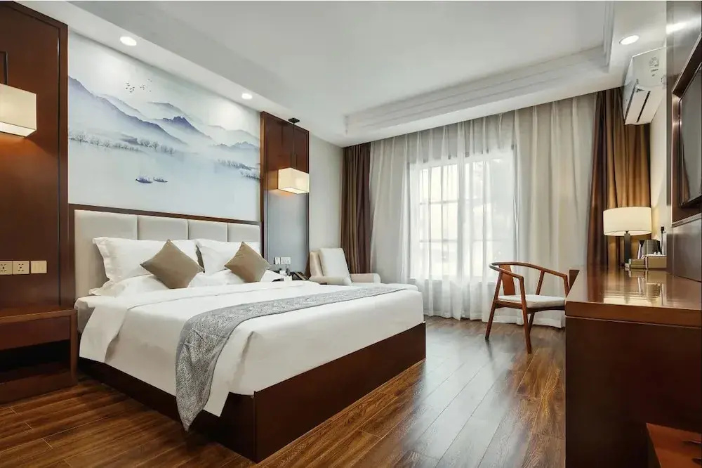 Photo - Rose Garden International Hotel