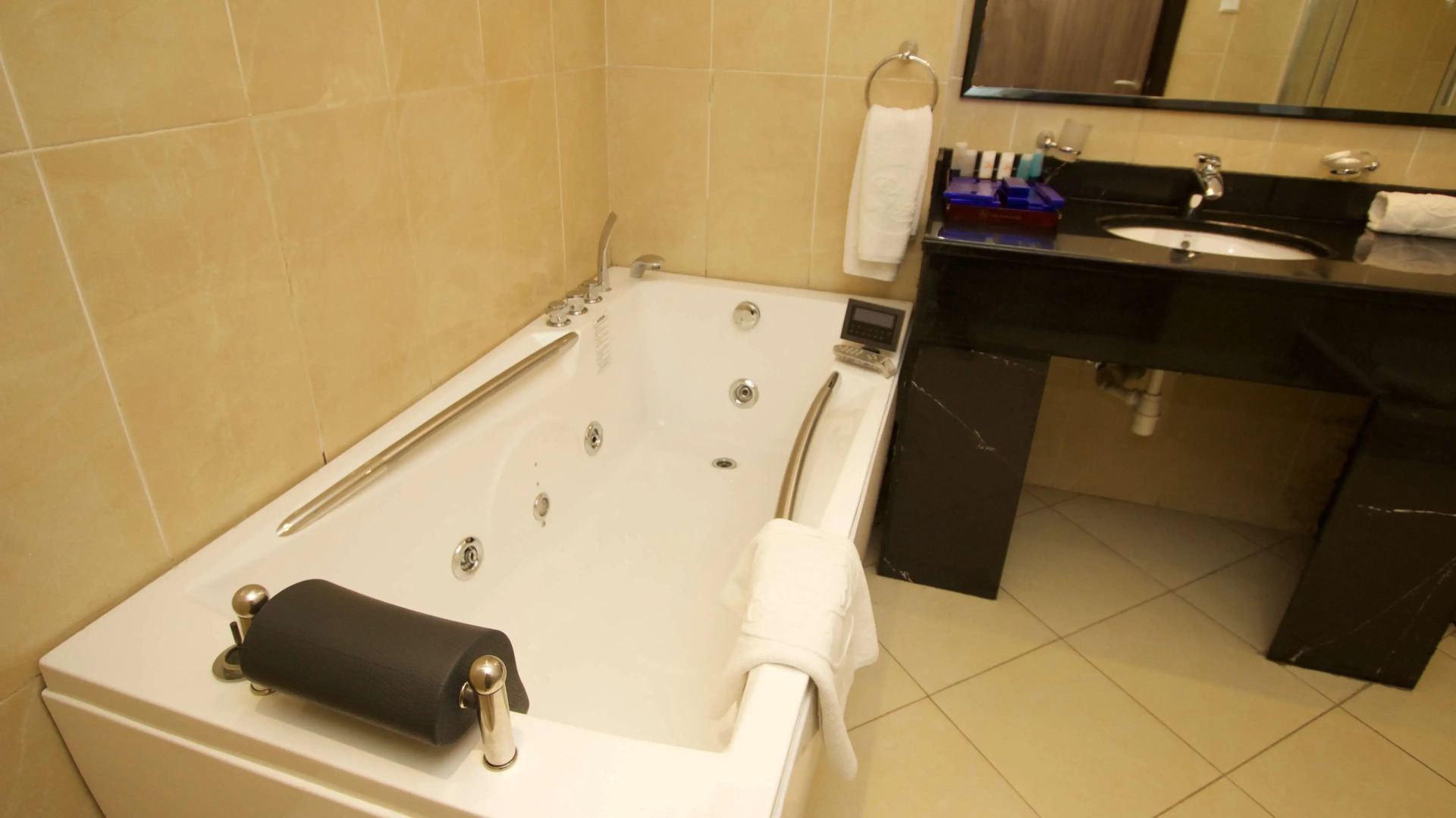 Foto - Elilly International Hotel