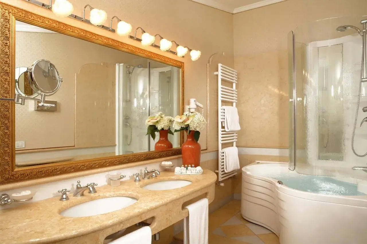 Photo - Grand Hotel Cocumella