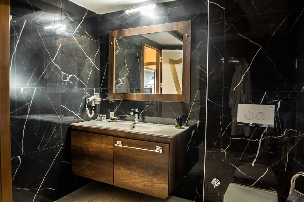 Photo - Mira Hotel Küçükyalı