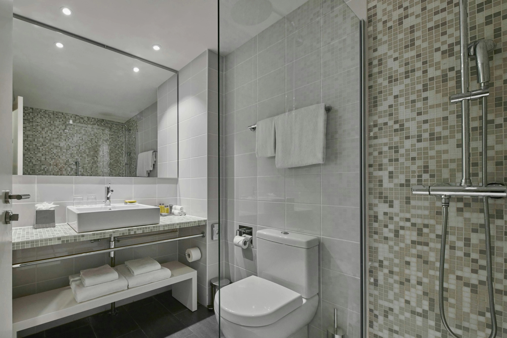 Photo - The Hague Marriott Hotel
