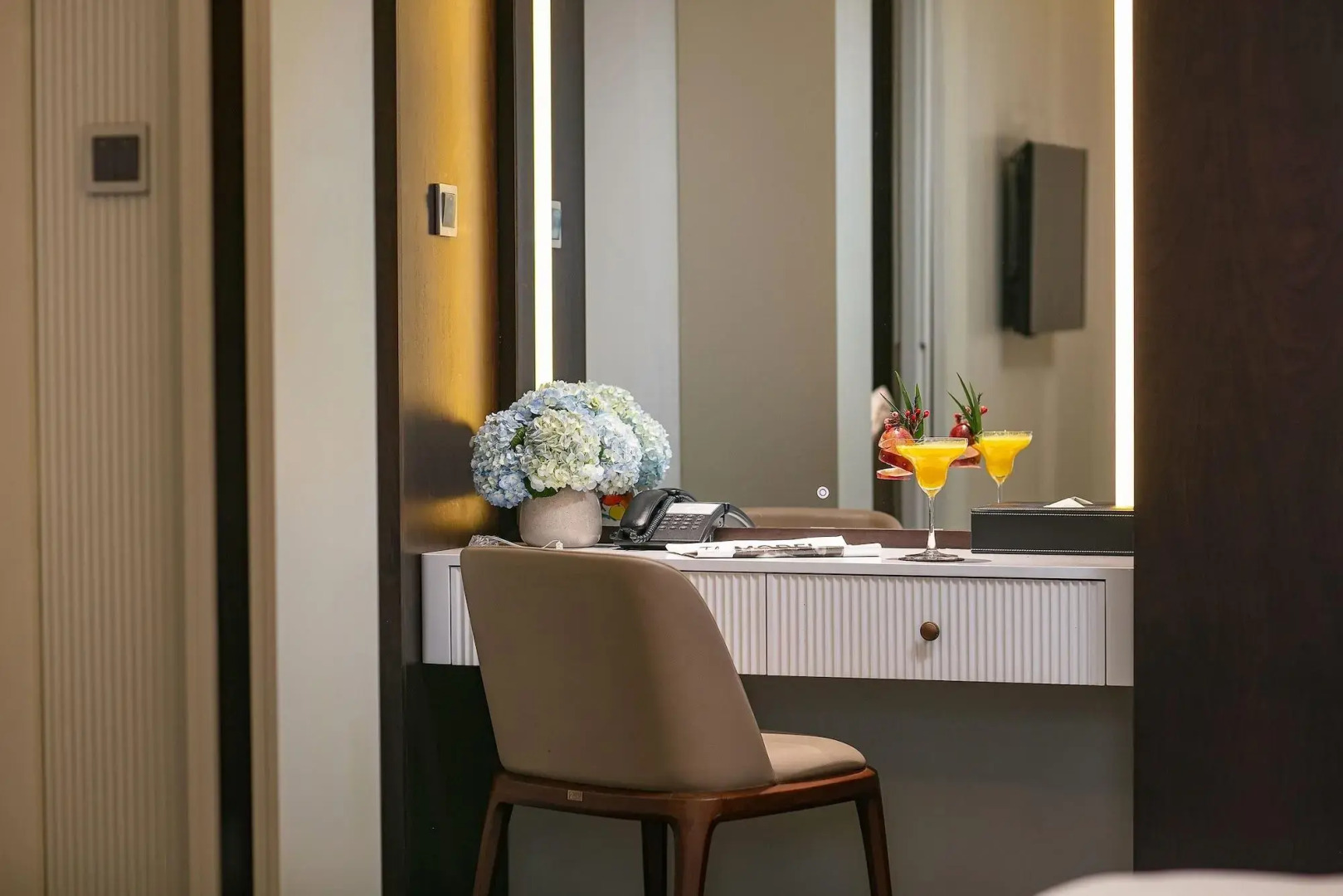 Foto - Signature by M Village Thợ Nhuộm