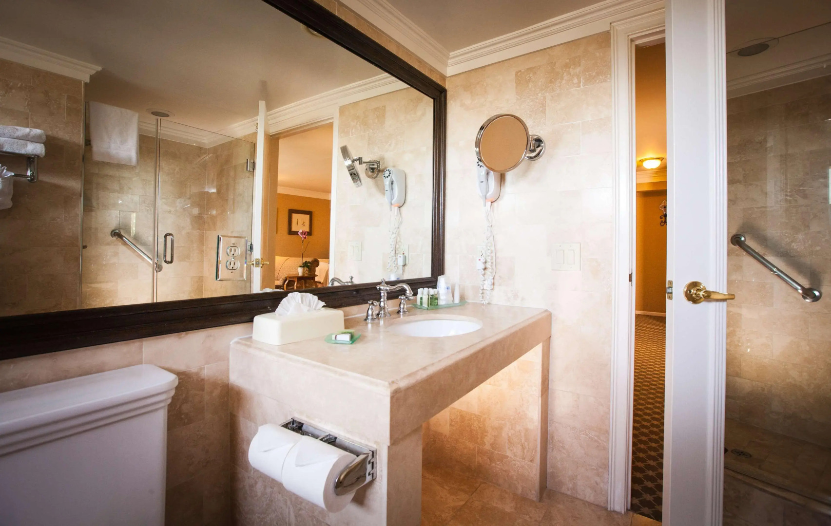 Foto - Best Western Plus Sunset Plaza Hotel