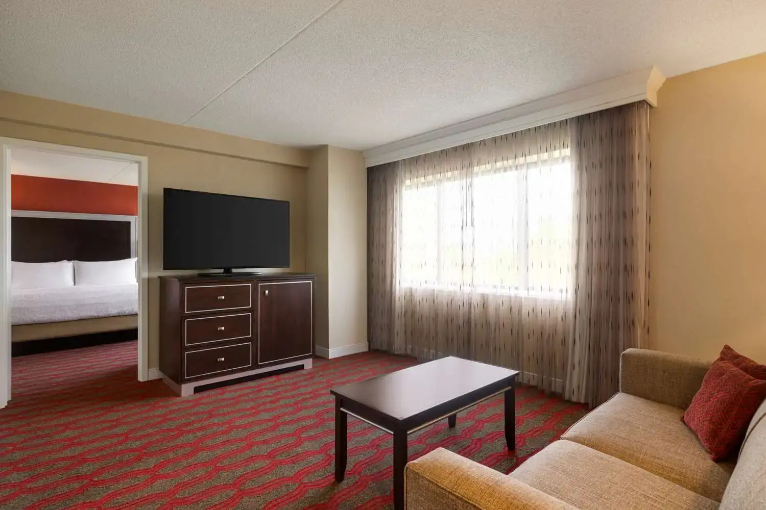 Photo - DoubleTree by Hilton New York LaGuardia Airport