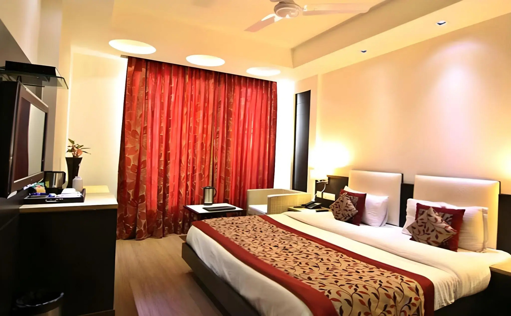 Foto - Hotel The Prime Balaji Deluxe, City Centre, With Free Airport Pickup