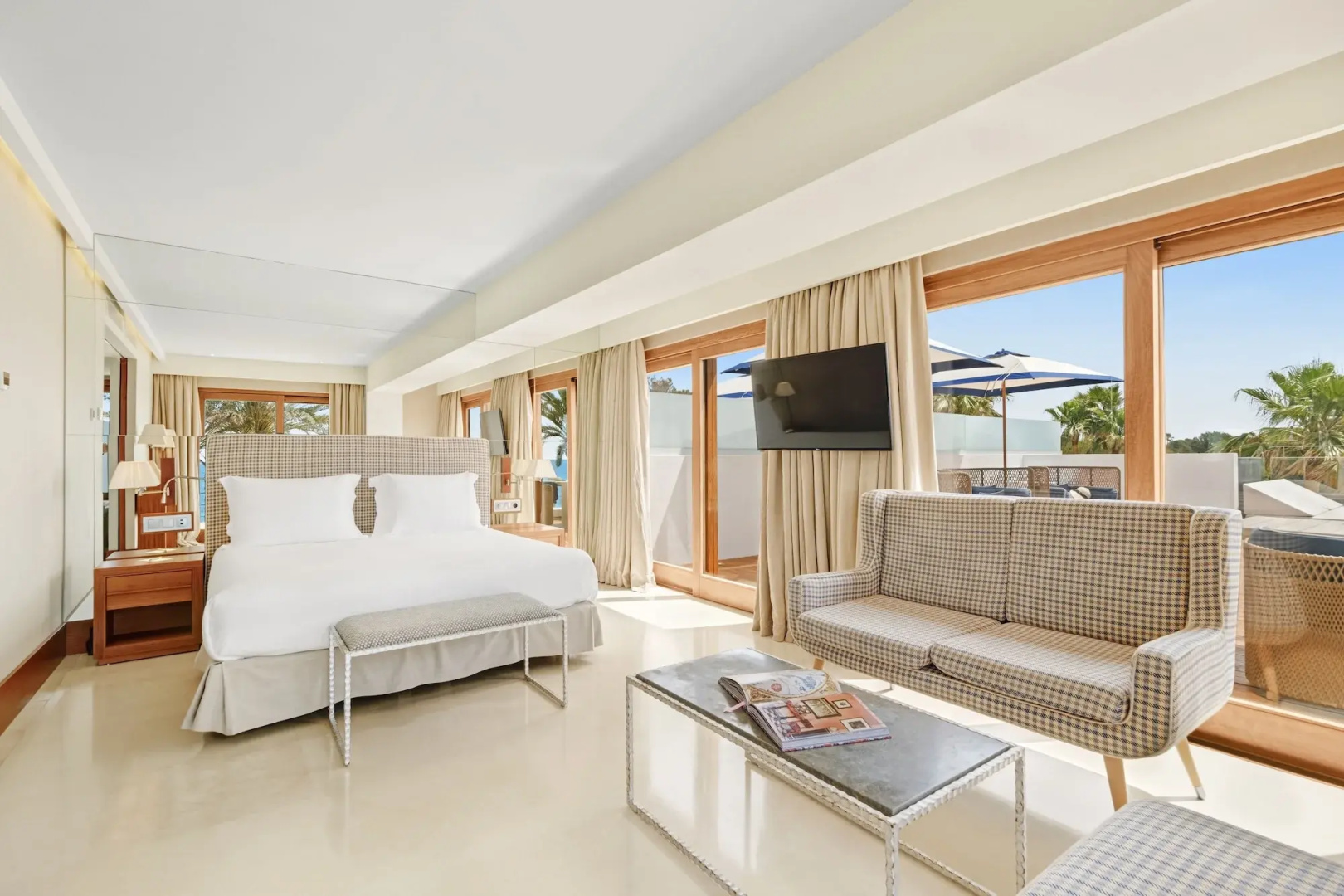 Photo - Gecko Hotel & Beach Club