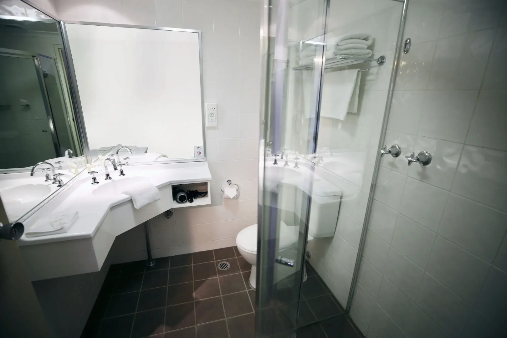 Foto - 175 Hotel Westmead
