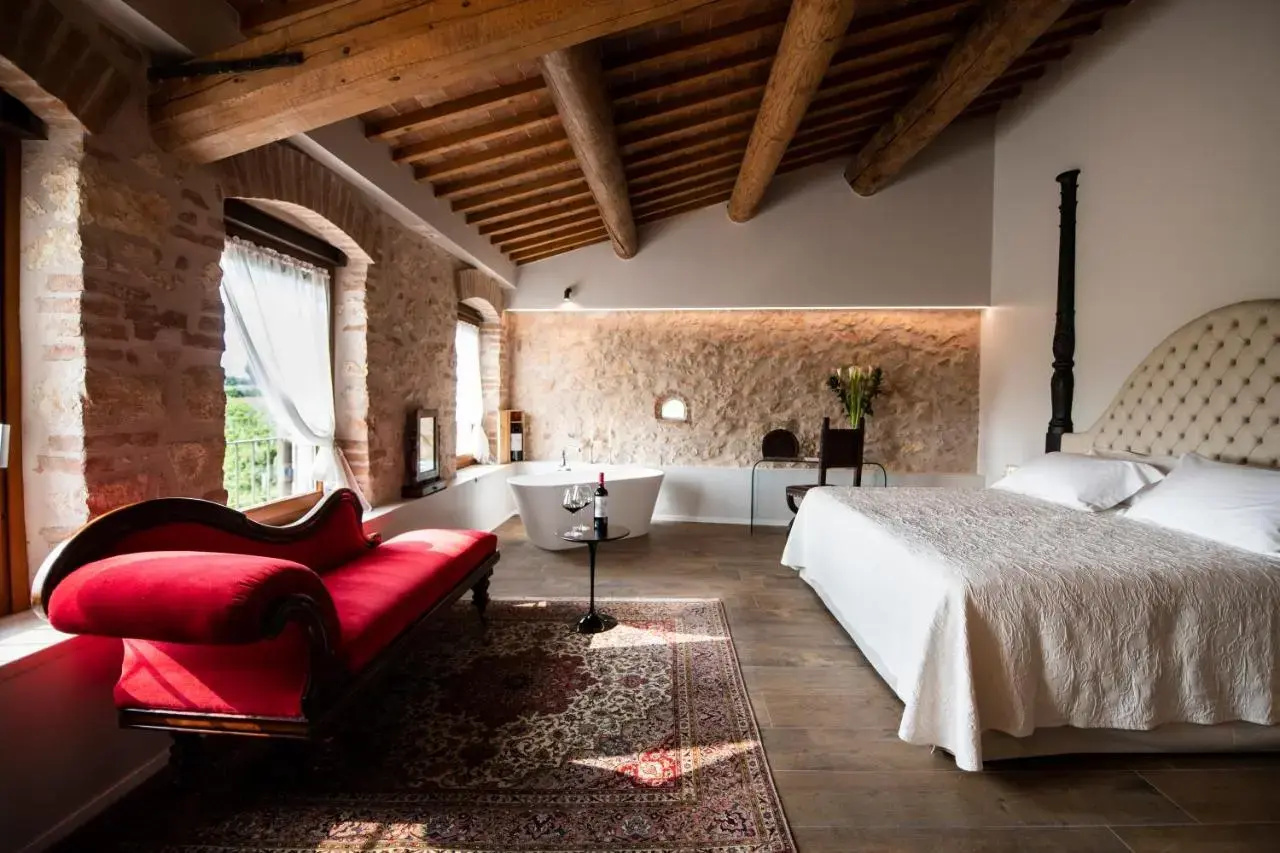 Photo - Magari Estates Hotel