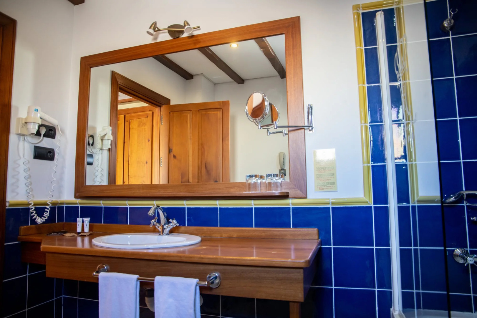 Photo - The Place Bodega Real by ALEGRIA