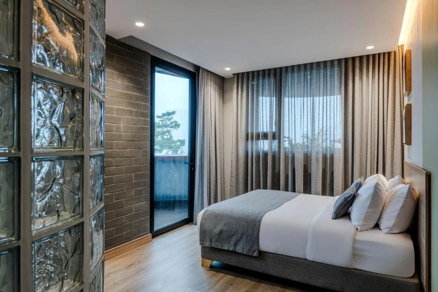 Photo - Heiss Hotel By Jalo