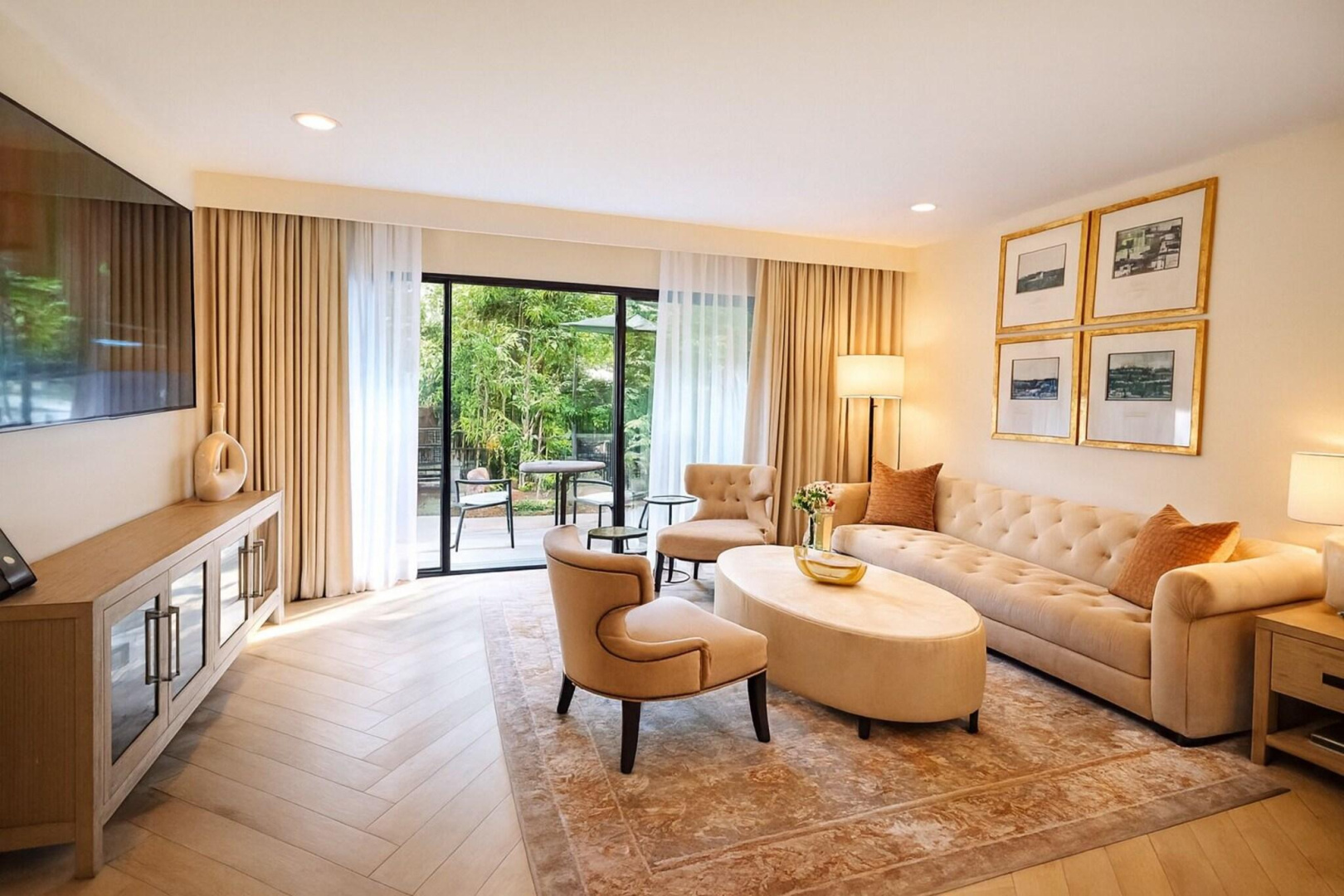 Photo - Luxe Sunset Boulevard Hotel