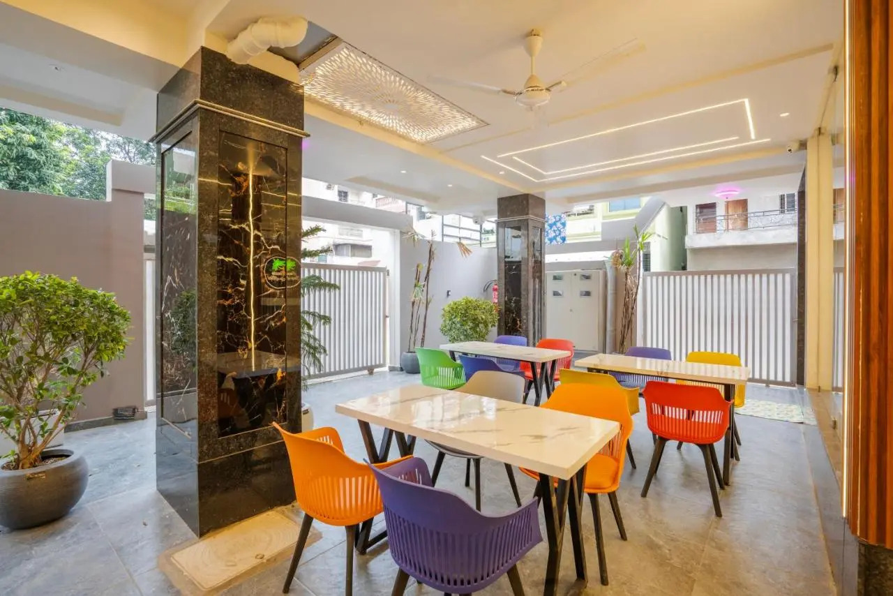 Foto - Treebo Parashar Max