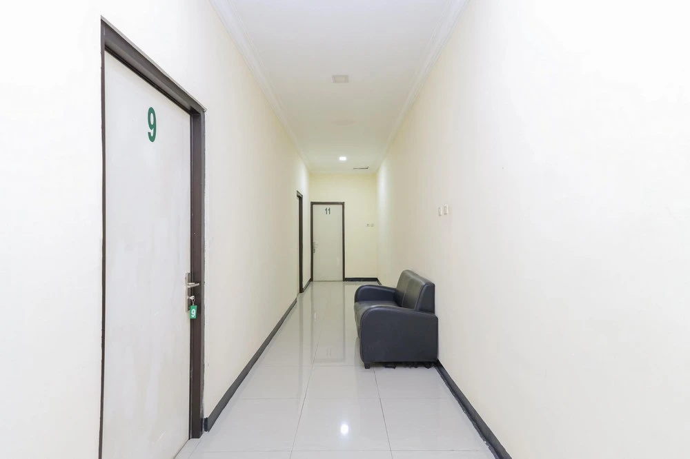 Photo - Urbanview Roemah Tebet by RedDoorz