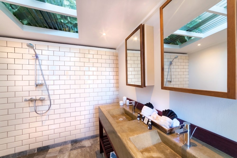 Foto - Cocoâ Cove Resort