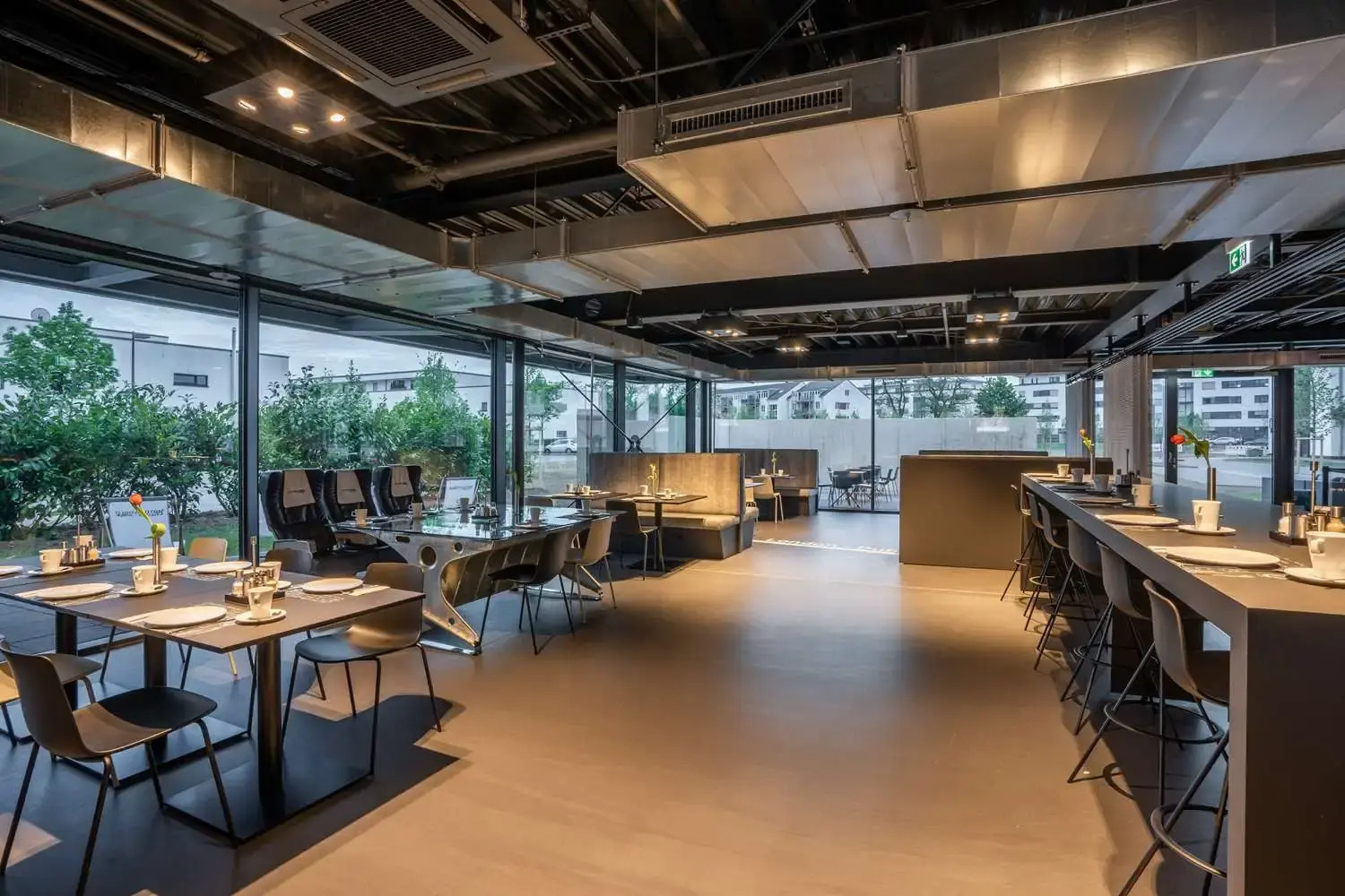 Foto - V8 Hotel Köln at MOTORWORLD