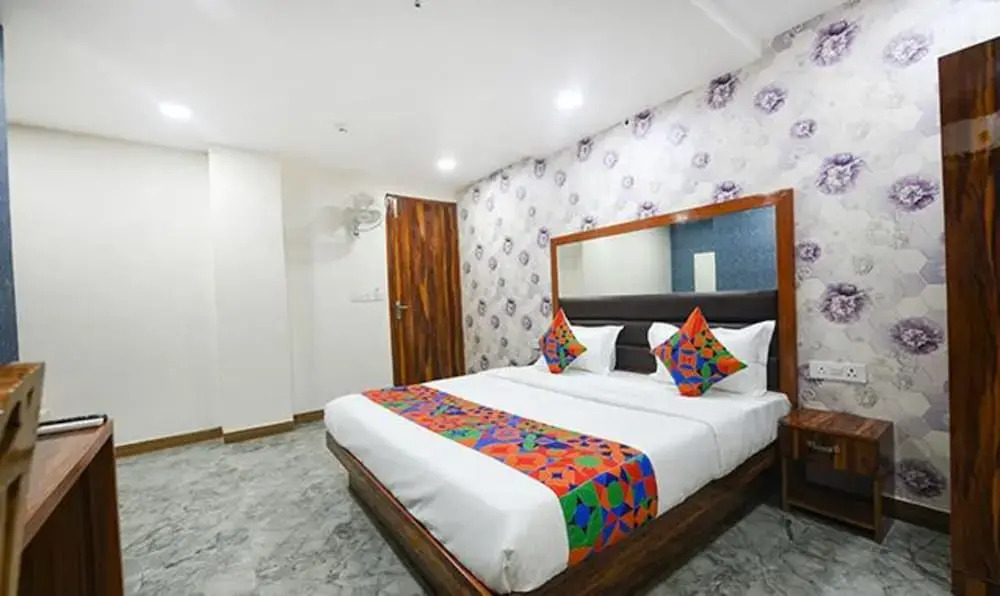 Foto - FabHotel Mona Continental - Nr Laxmi Nagar IT Hub