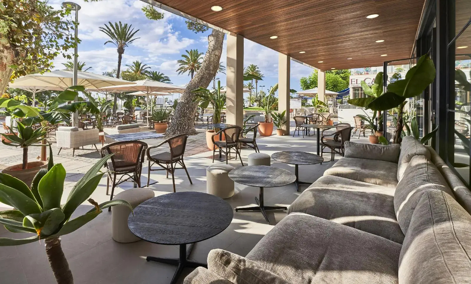 Foto - Hoposa Daina- Adults Only