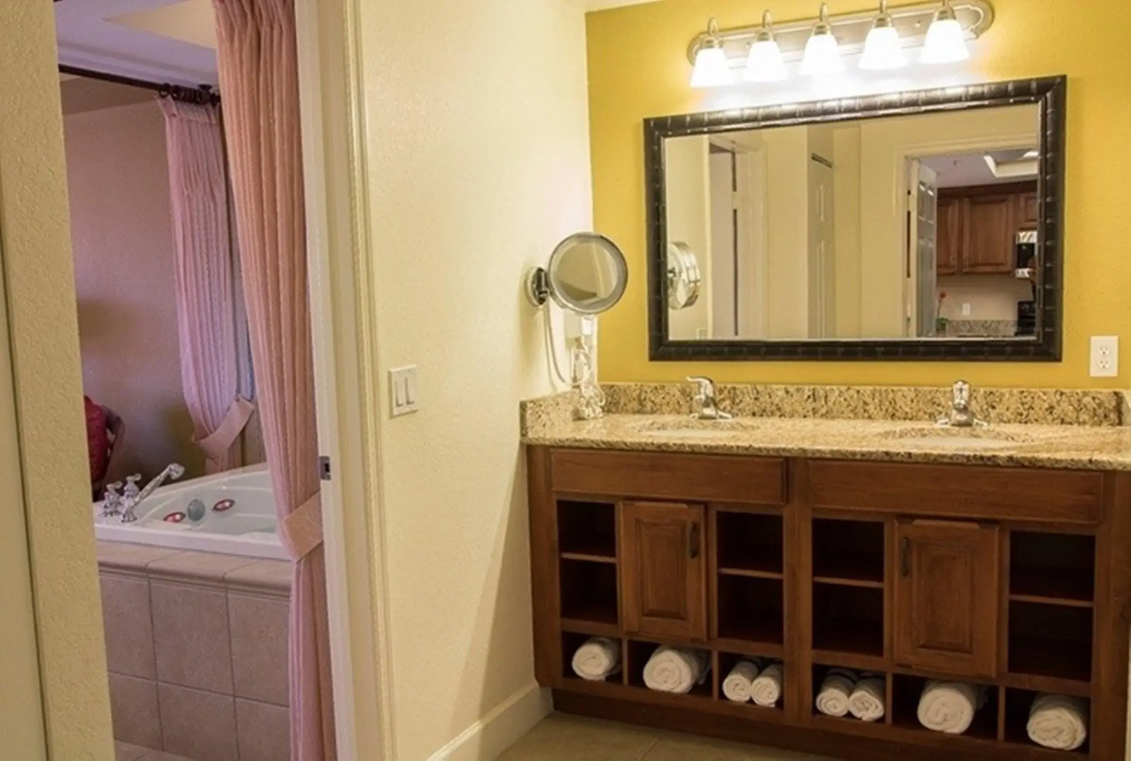 Photo - Westgate Lakes Resort & Spa 
