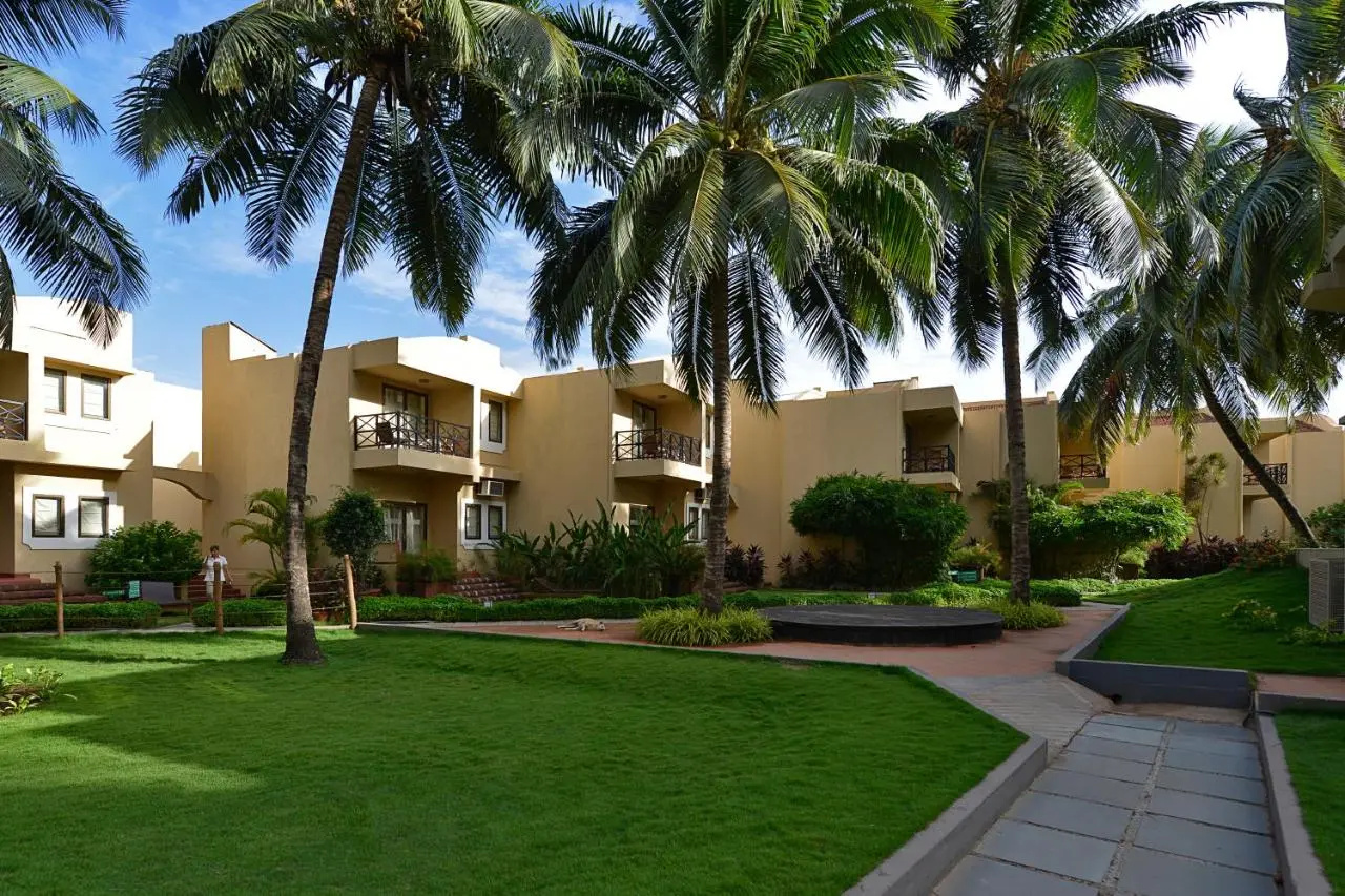 Photo - Whispering Palms Beach Resort