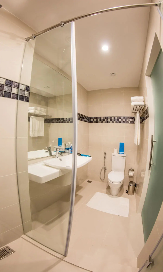 Foto - Fairway Colombo - Sri Lanka's First Hotel With Robot Technology