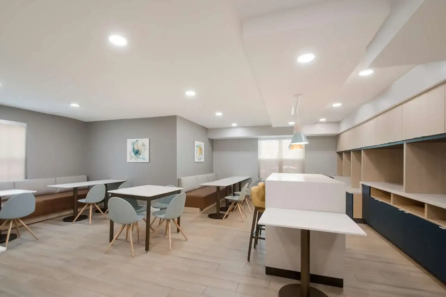 Photo - Sonesta Simply Suites Falls Church