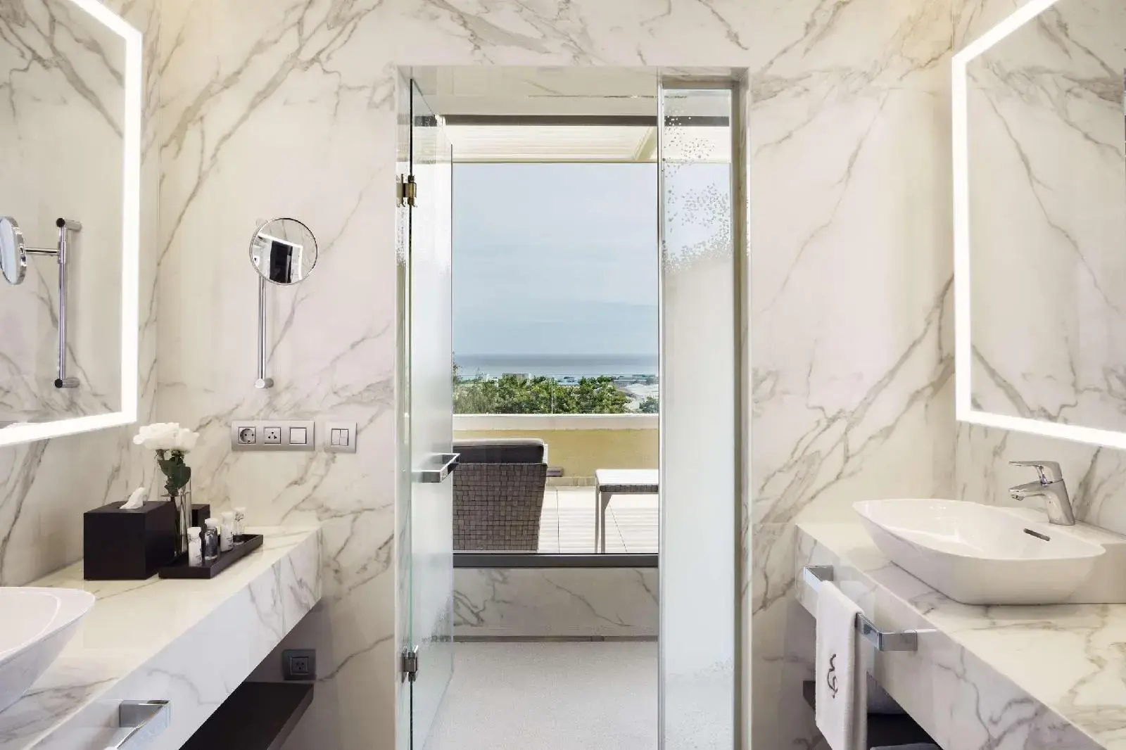 Photo - El Embajador, a Royal Hideaway Hotel