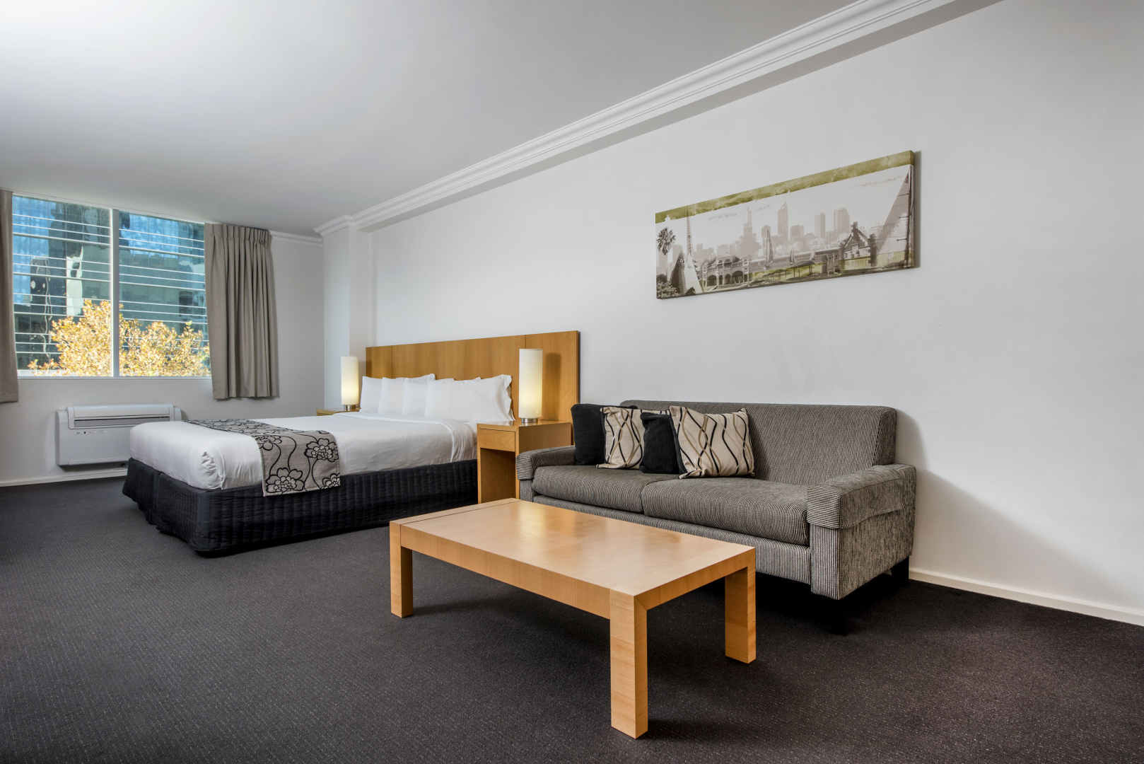 Photo - Oaks Perth Hotel