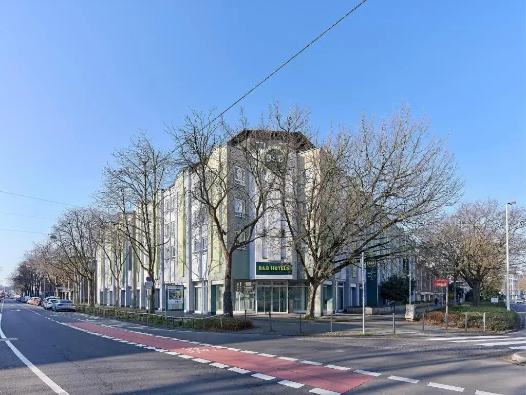 Photo - ibis Bonn