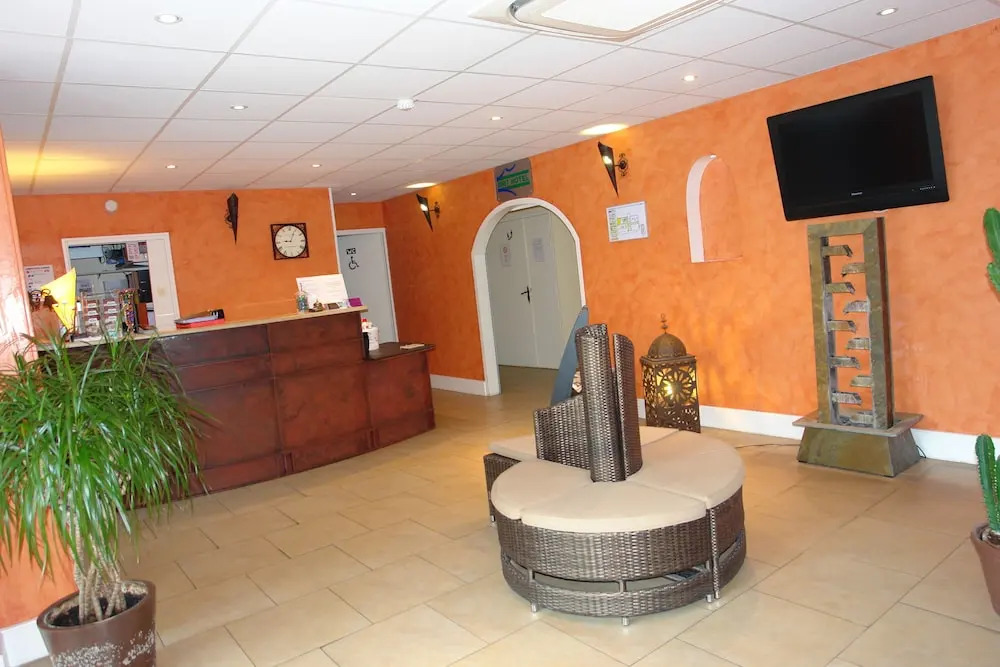 Foto - BHOMA Bourges - Hôtel