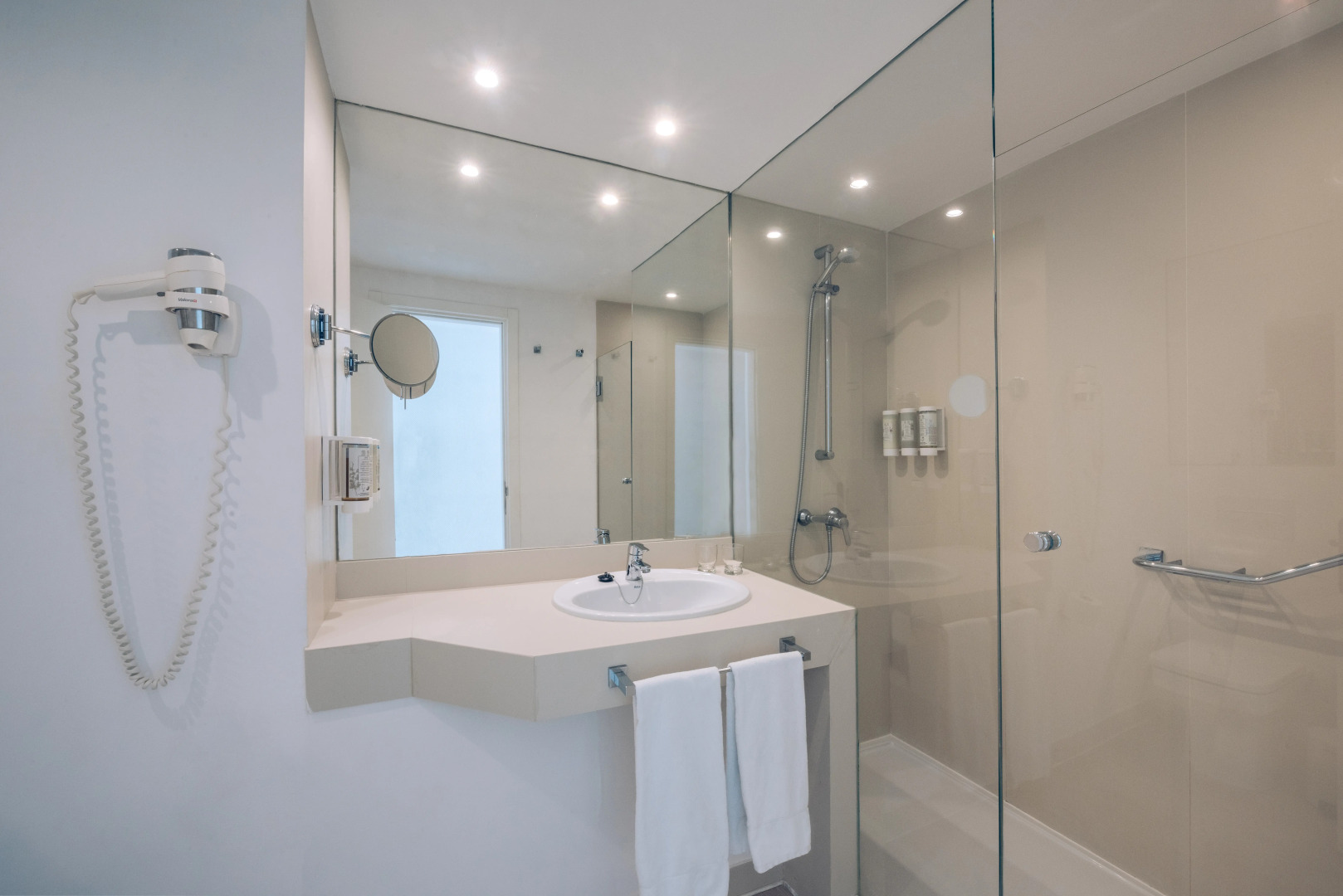 Photo - Iberostar Waves Bouganville Playa