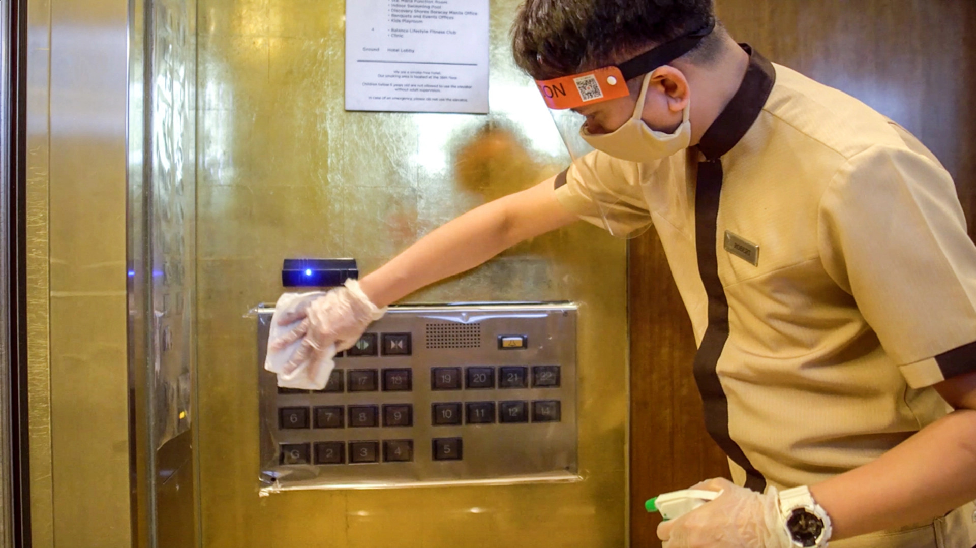 Photo - Discovery Suites Manila, Philippines