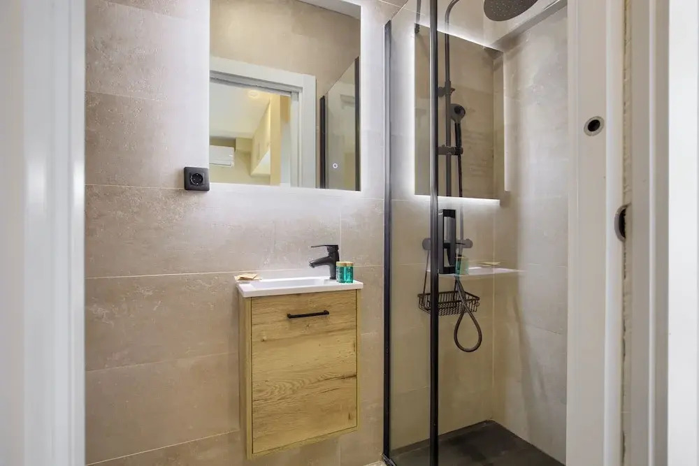 Photo - Dobo Madrid CV93