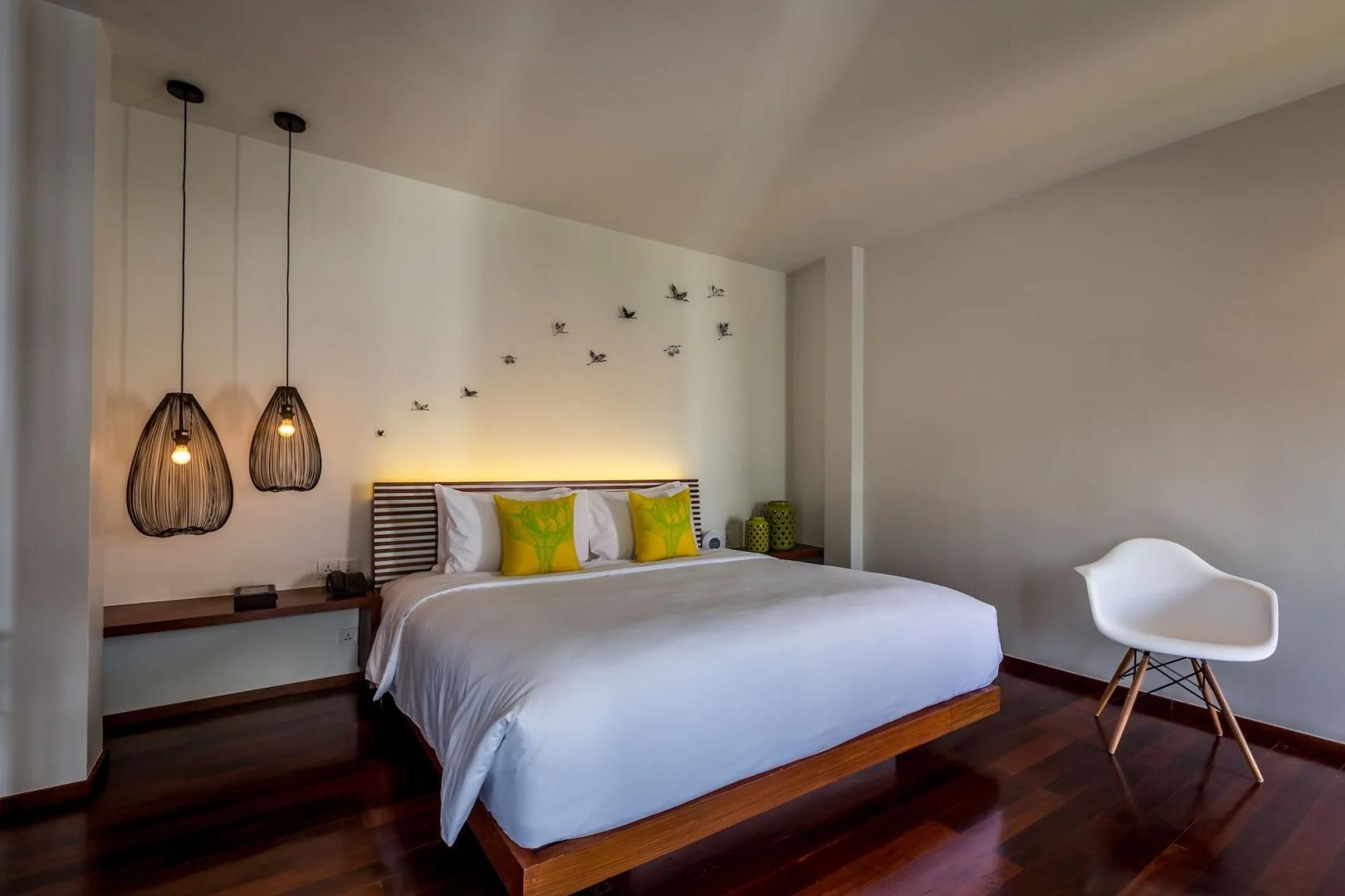 Photo - The Aviary Hotel