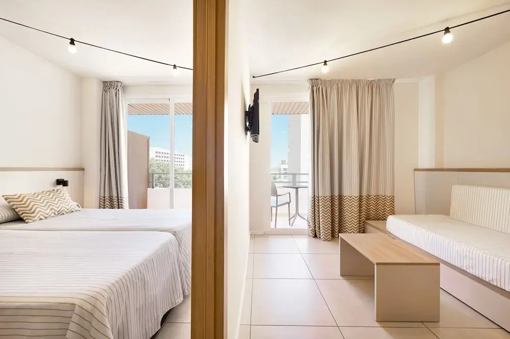 Photo - tent Calvia Beach