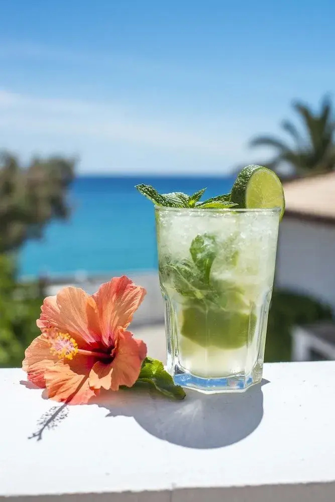 Photo - The Sea Club