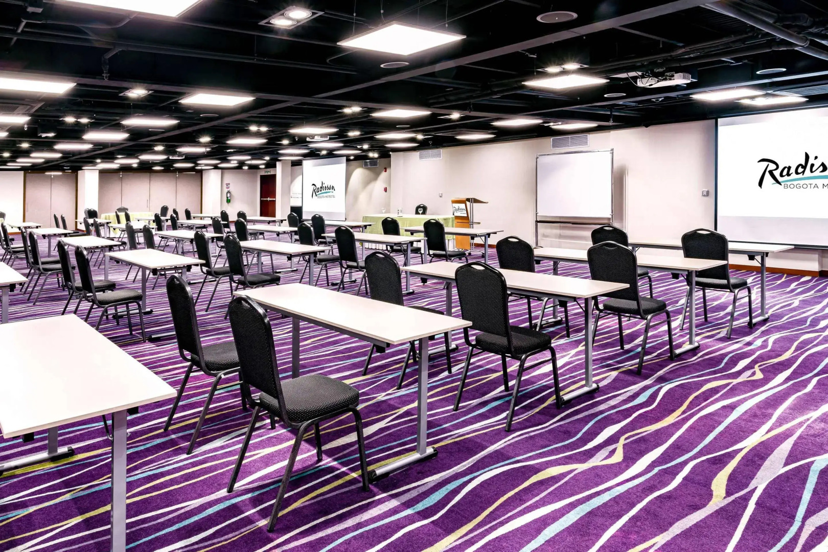 Photo - Radisson Bogota Metrotel
