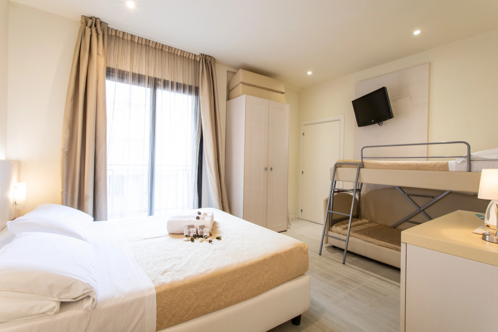 Foto - Ferretti Beach Hotel