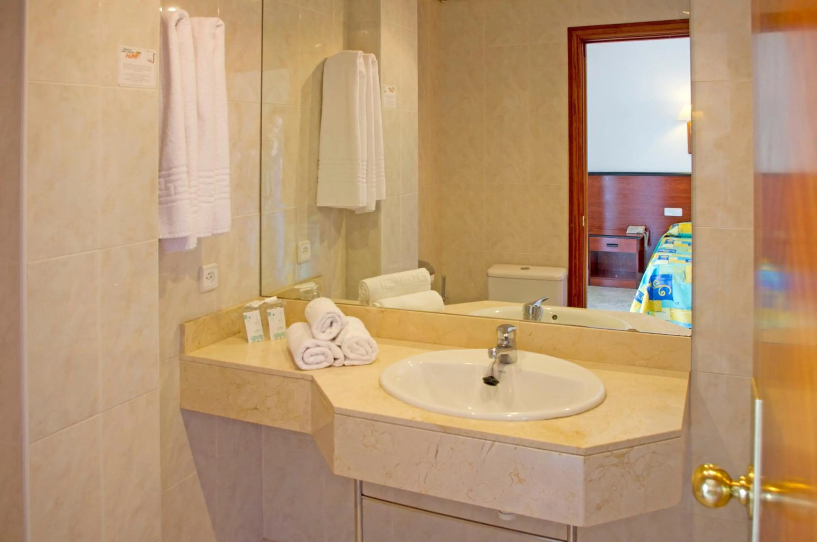 Photo - HSM Reina del Mar