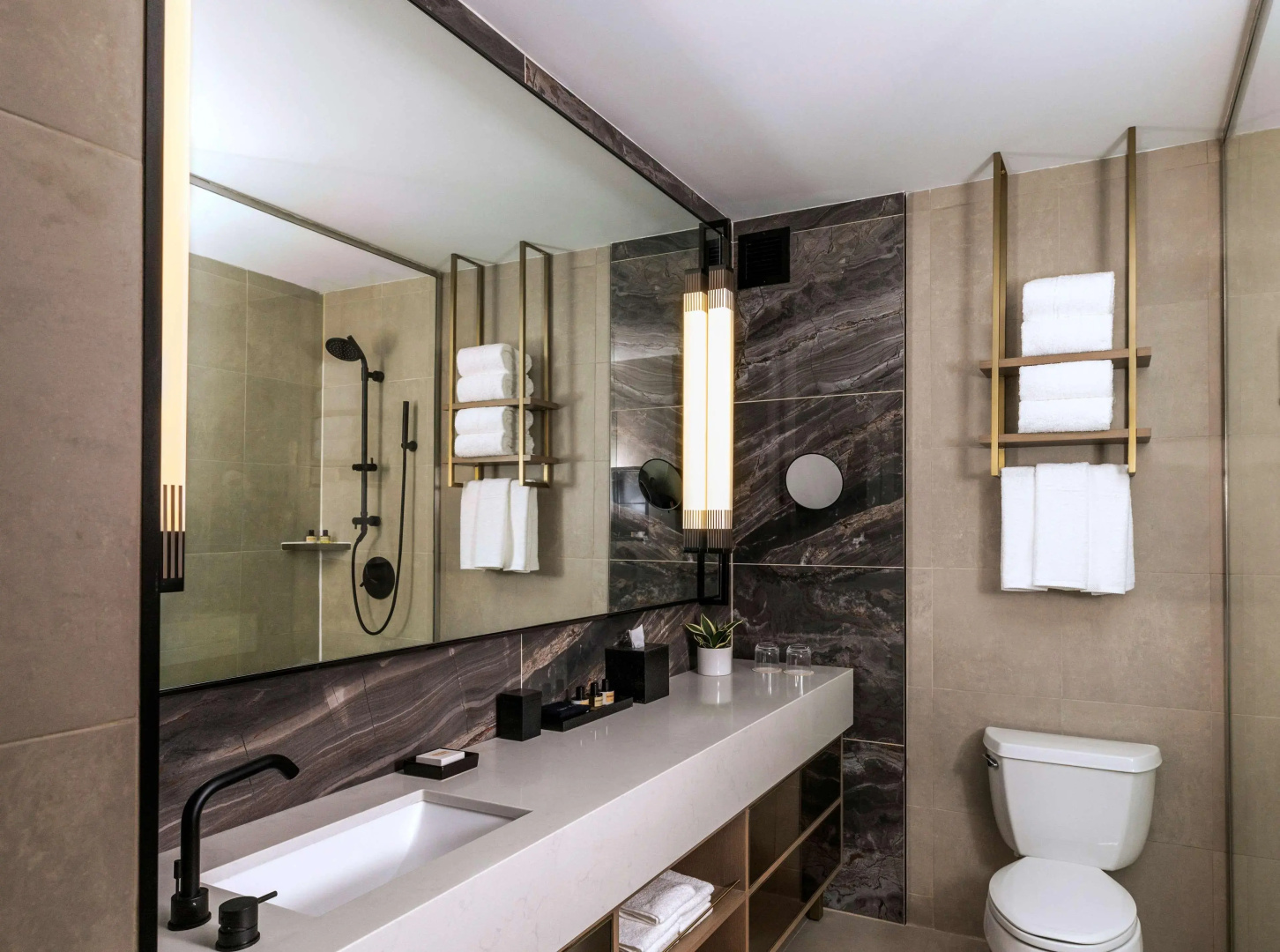 Photo - Thompson Central Park New York, by Hyatt