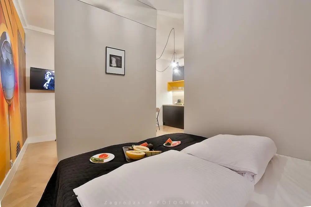 Foto - Saint Thomas Corner - by Upstairs