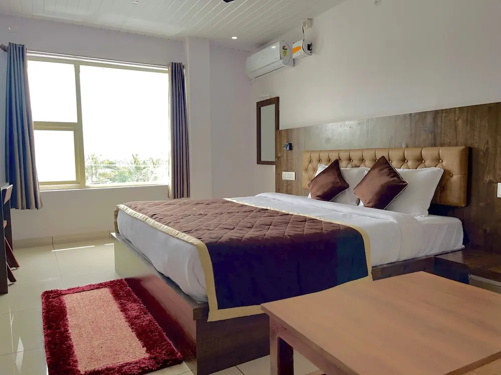 Lucent The Homely Hotel