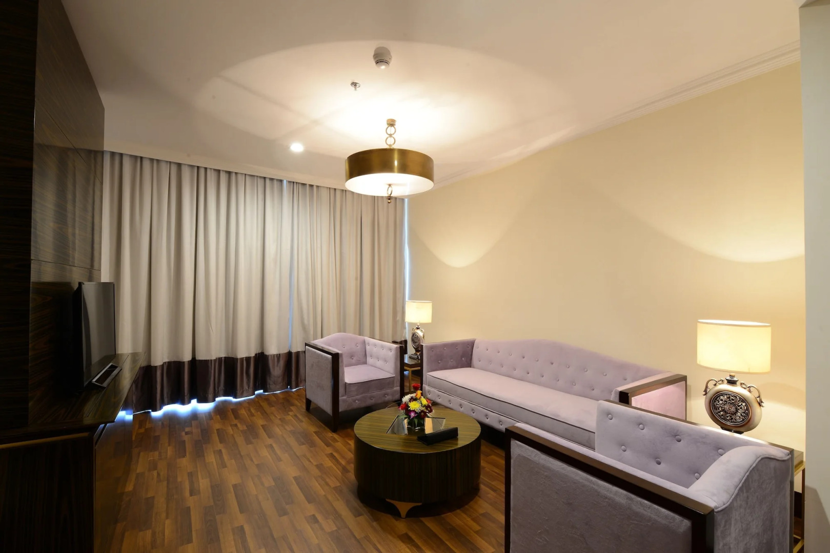 Photo - Landmark Premier Hotel