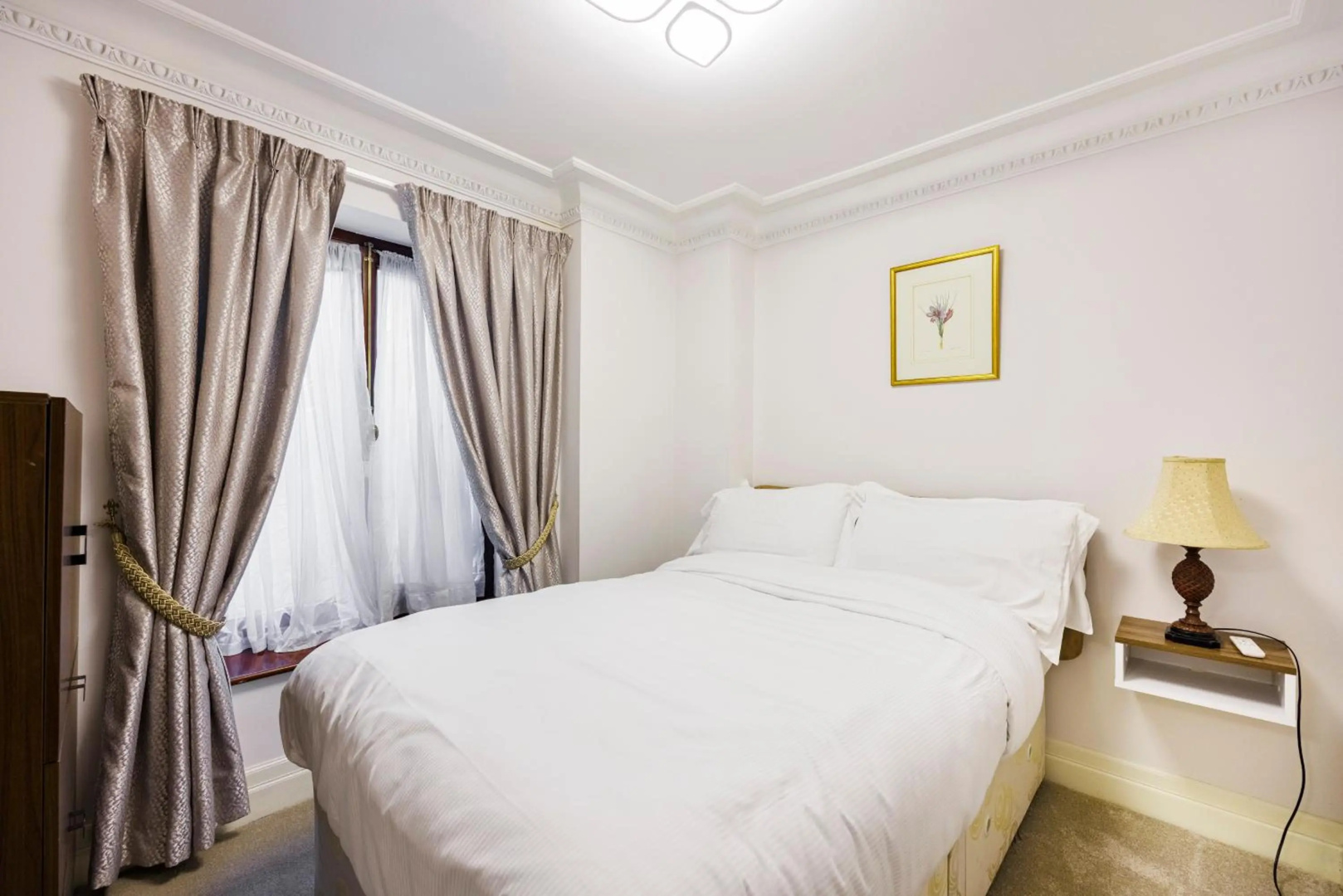 Photo - Carlton Court - Mayfair