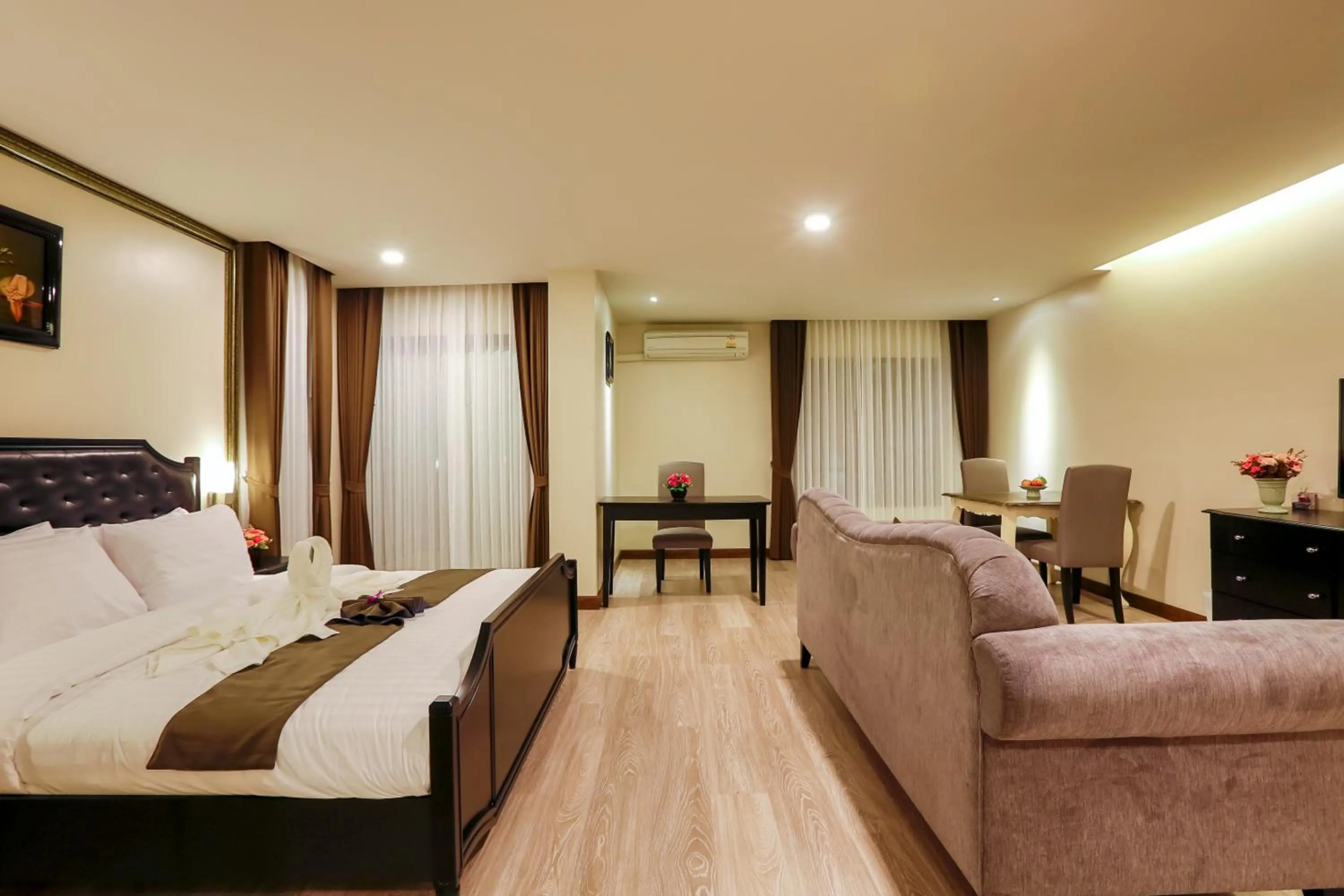 Photo - Rung Aroon Hotel By Le Siri