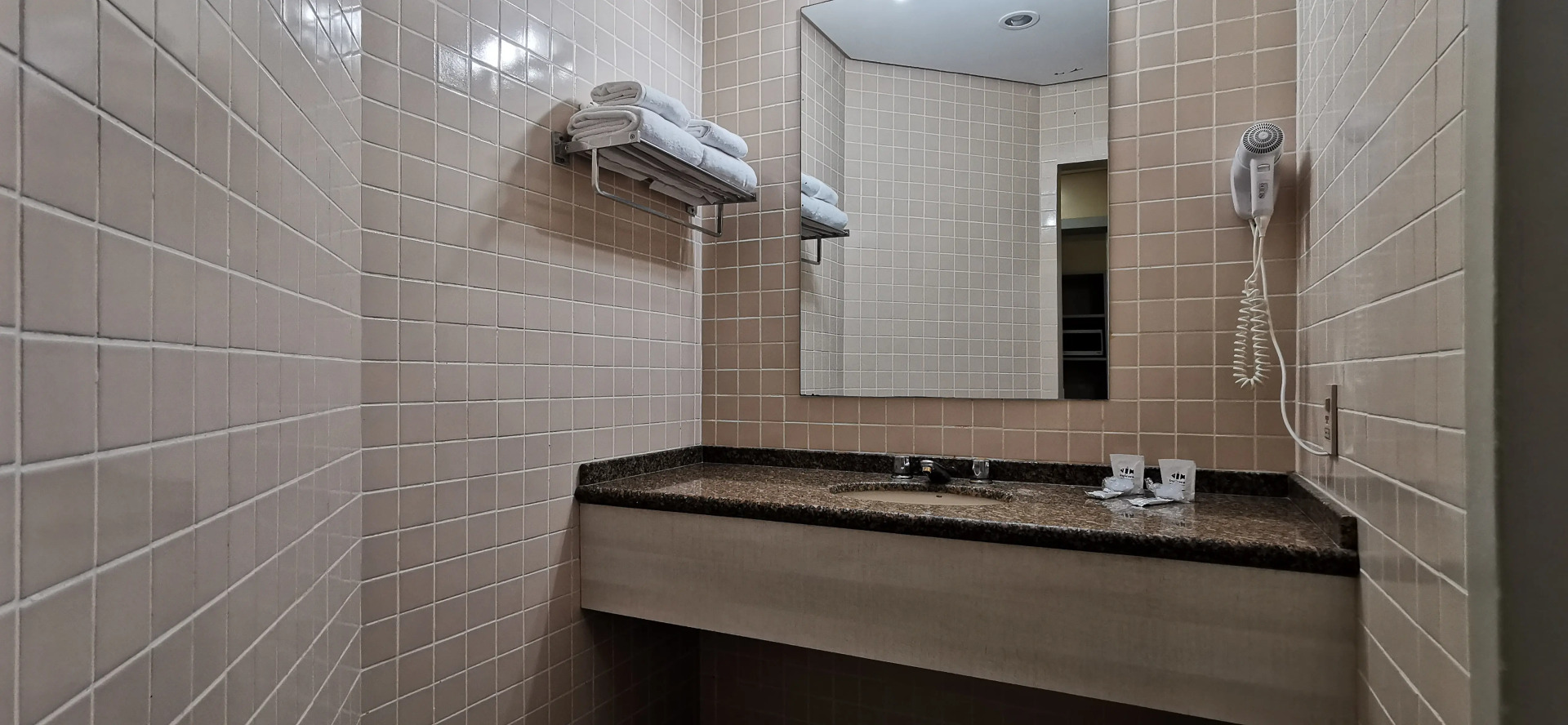 Photo - Ingleses Praia Hotel