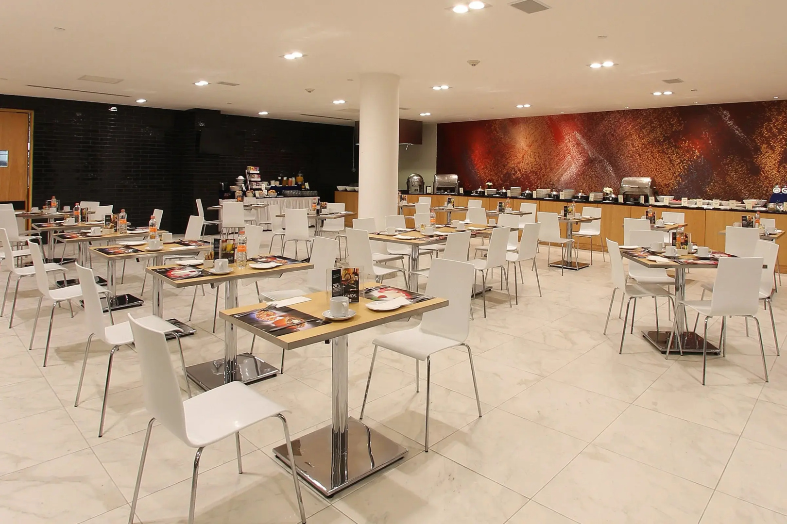Photo - Fiesta Inn Express Perinorte