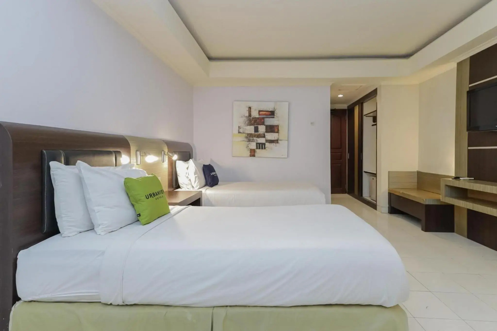 Foto - Urbanview Hotel Taman Suci Denpasar Bali