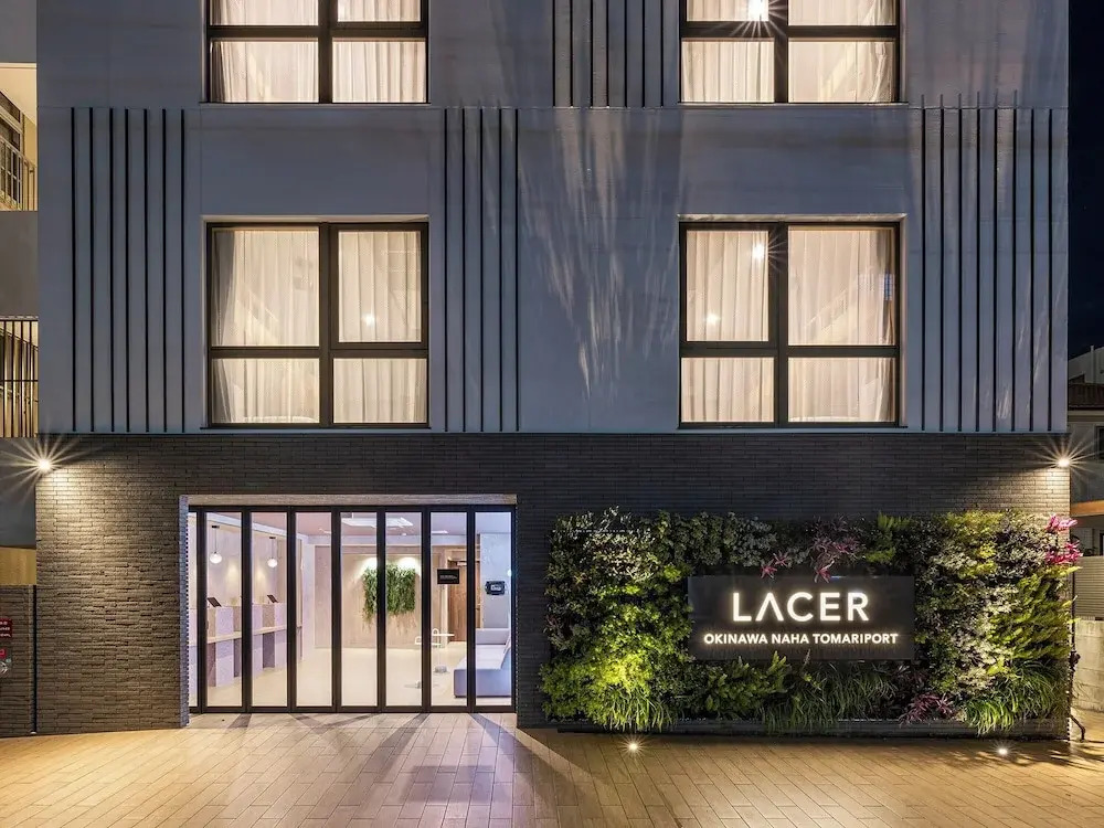 Foto - LACER OKINAWA NAHA Tomariport