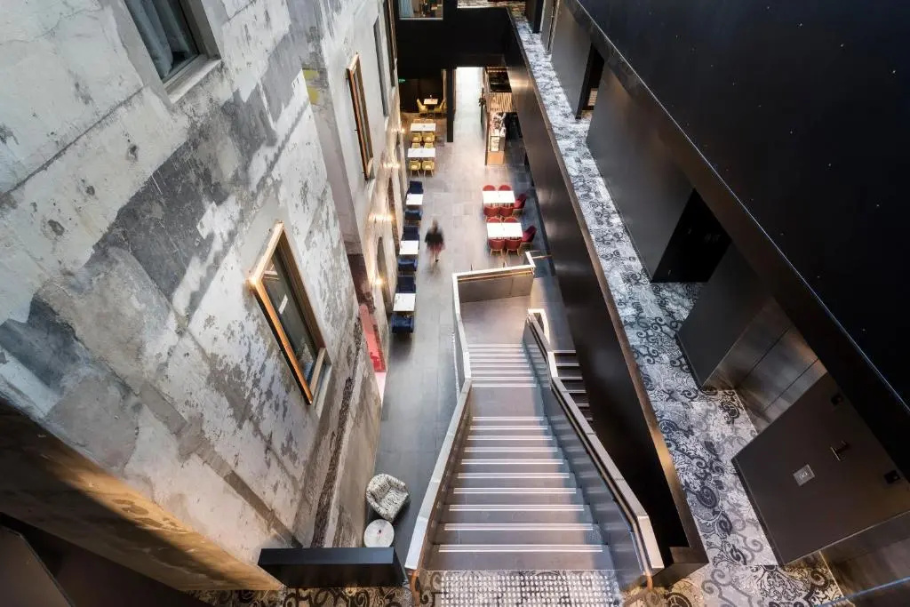 Photo - The Melbourne Hotel