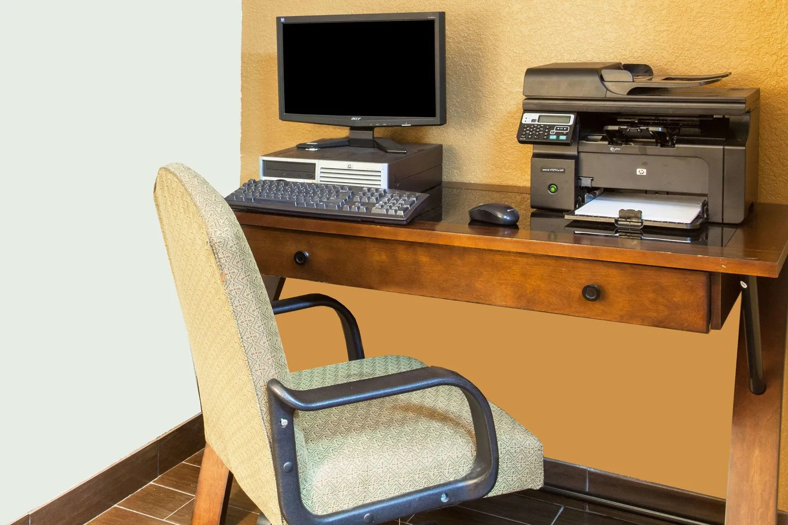 Photo - Clarion Inn & Suites near the Leconte Center Pigeon Forge